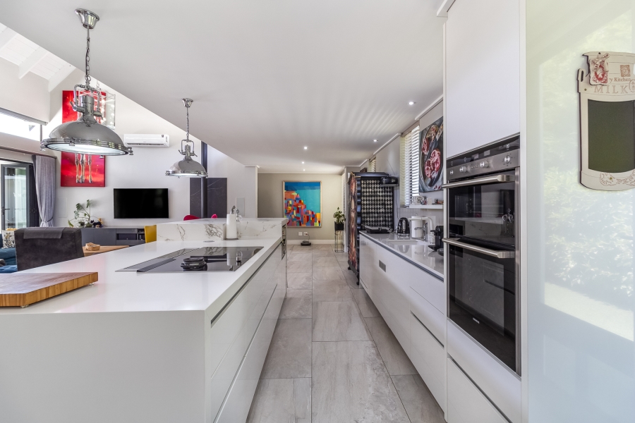 4 Bedroom Property for Sale in Pearl Valley at Val de Vie Western Cape